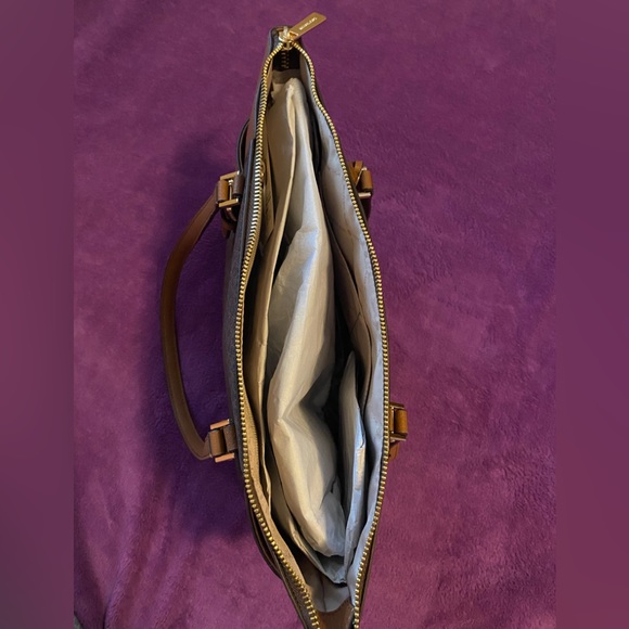 Michael Kors Purses - Picture 4 of 11